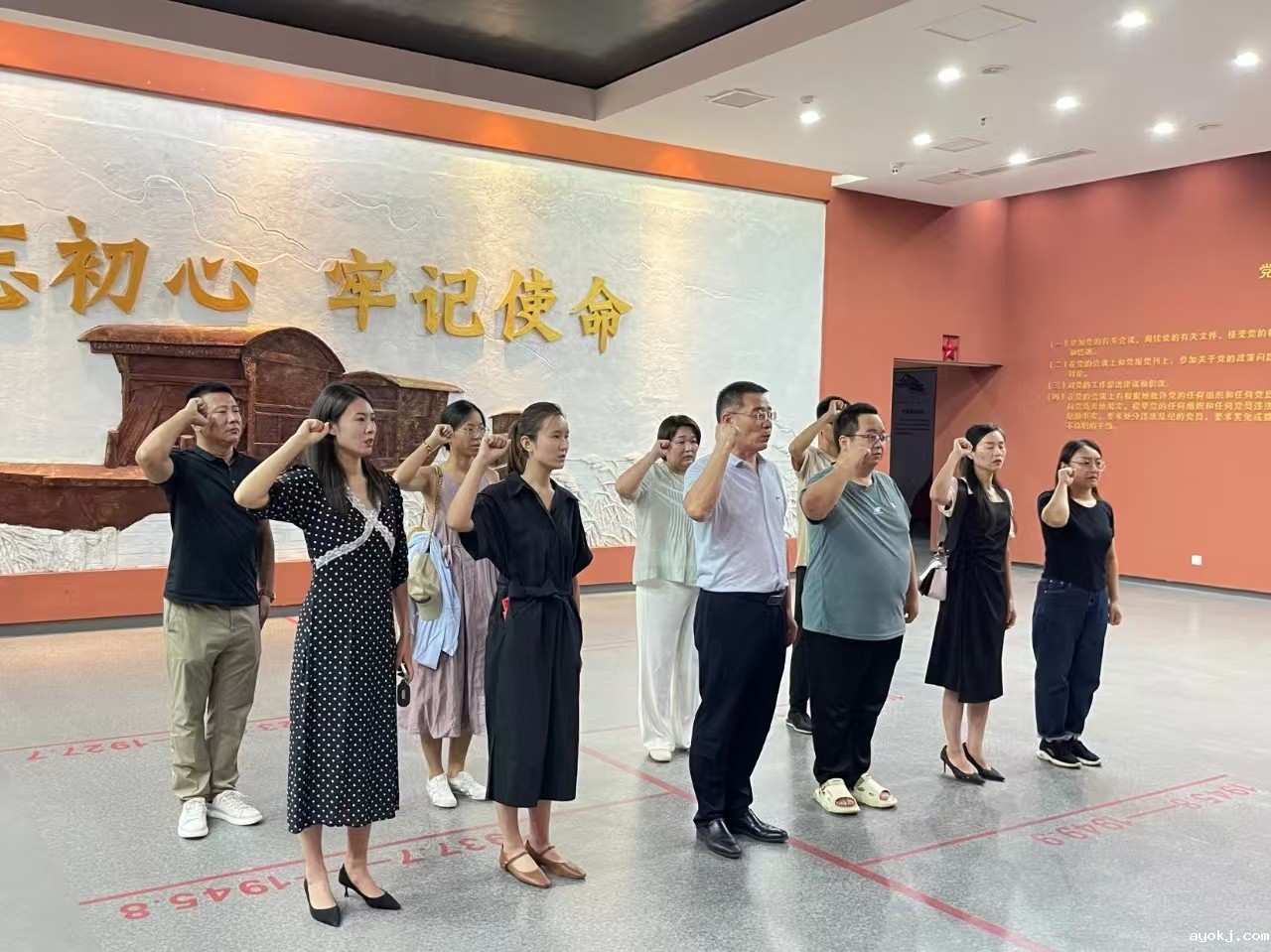 7b1611c2bd839d84fa5ea8202fddff8.jpg 7b1611c2bd839d84fa5ea8202fddff8.jpg